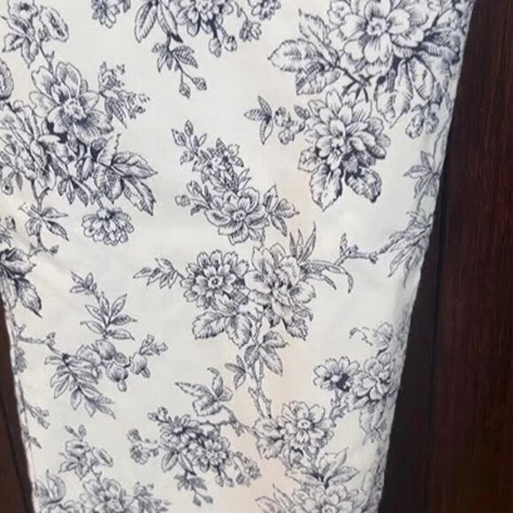 MARIO SERRANI Italy Stretch Pretty Light Blue Floral Ankle Crop Pants Size 14 - Picture 9 of 10